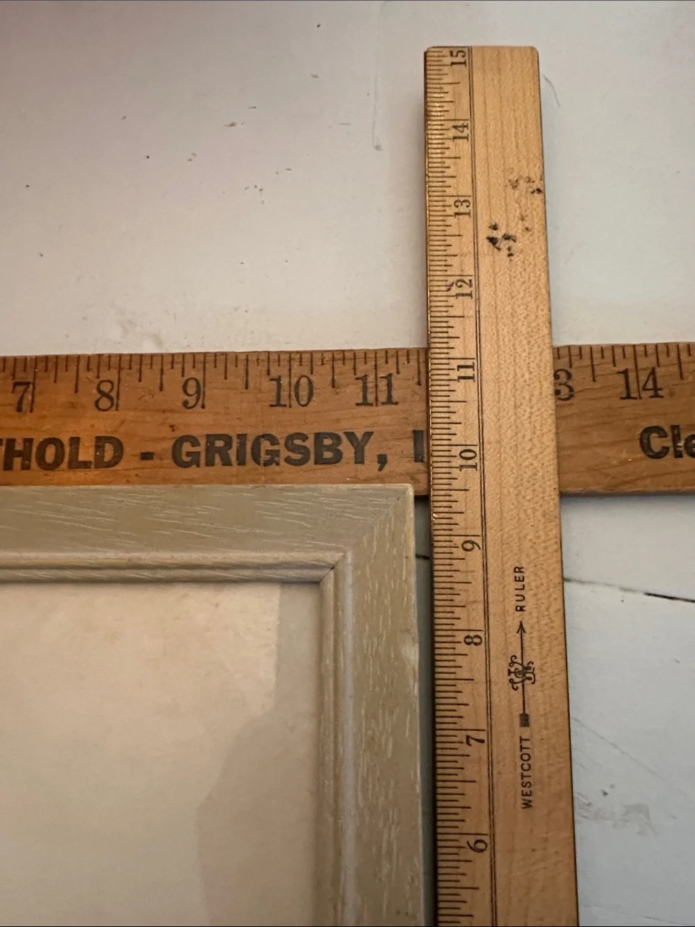 Vintage IVORY Wood Picture Frame FITS 8X10 FREE STANDING/ HANGING